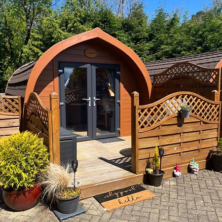 Conifer Cabins Fort William Ngoại thất bức ảnh