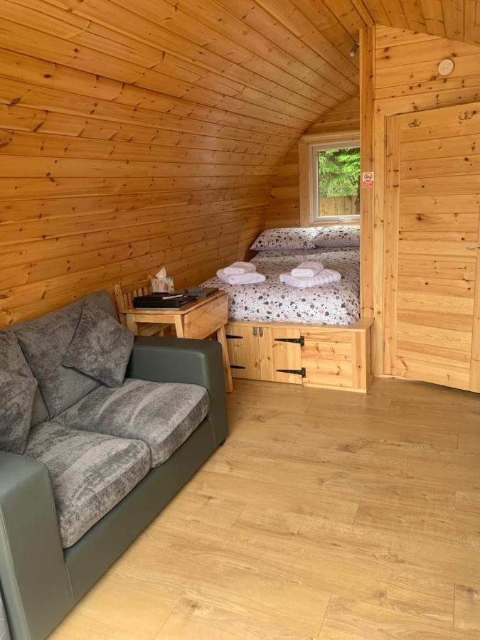 Conifer Cabins Fort William Ngoại thất bức ảnh