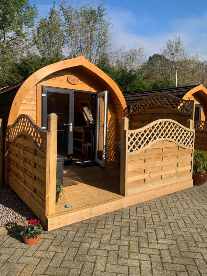 Conifer Cabins Fort William Ngoại thất bức ảnh