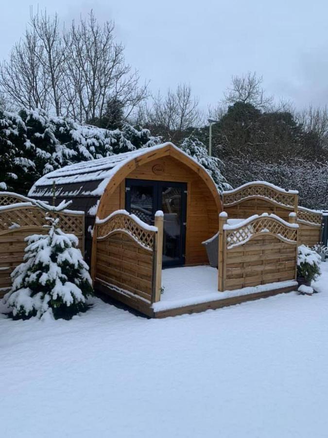 Conifer Cabins Fort William Ngoại thất bức ảnh