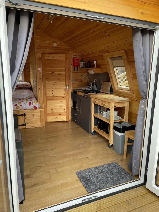 Conifer Cabins Fort William Ngoại thất bức ảnh