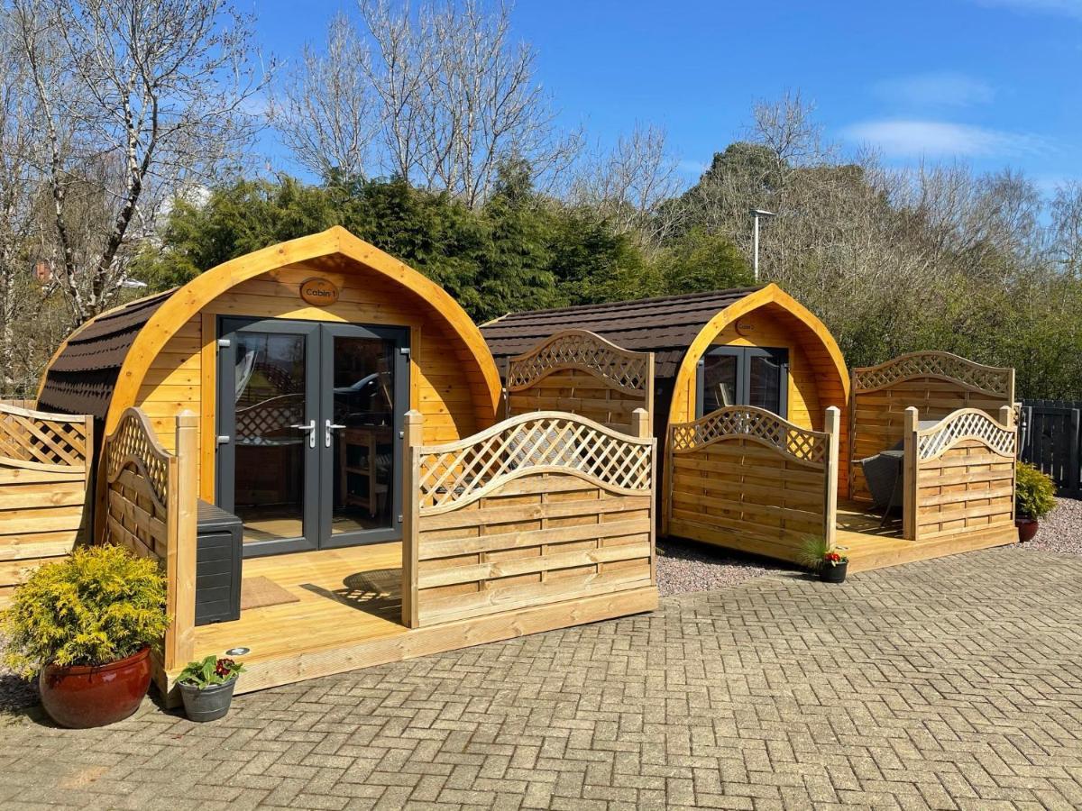 Conifer Cabins Fort William Ngoại thất bức ảnh