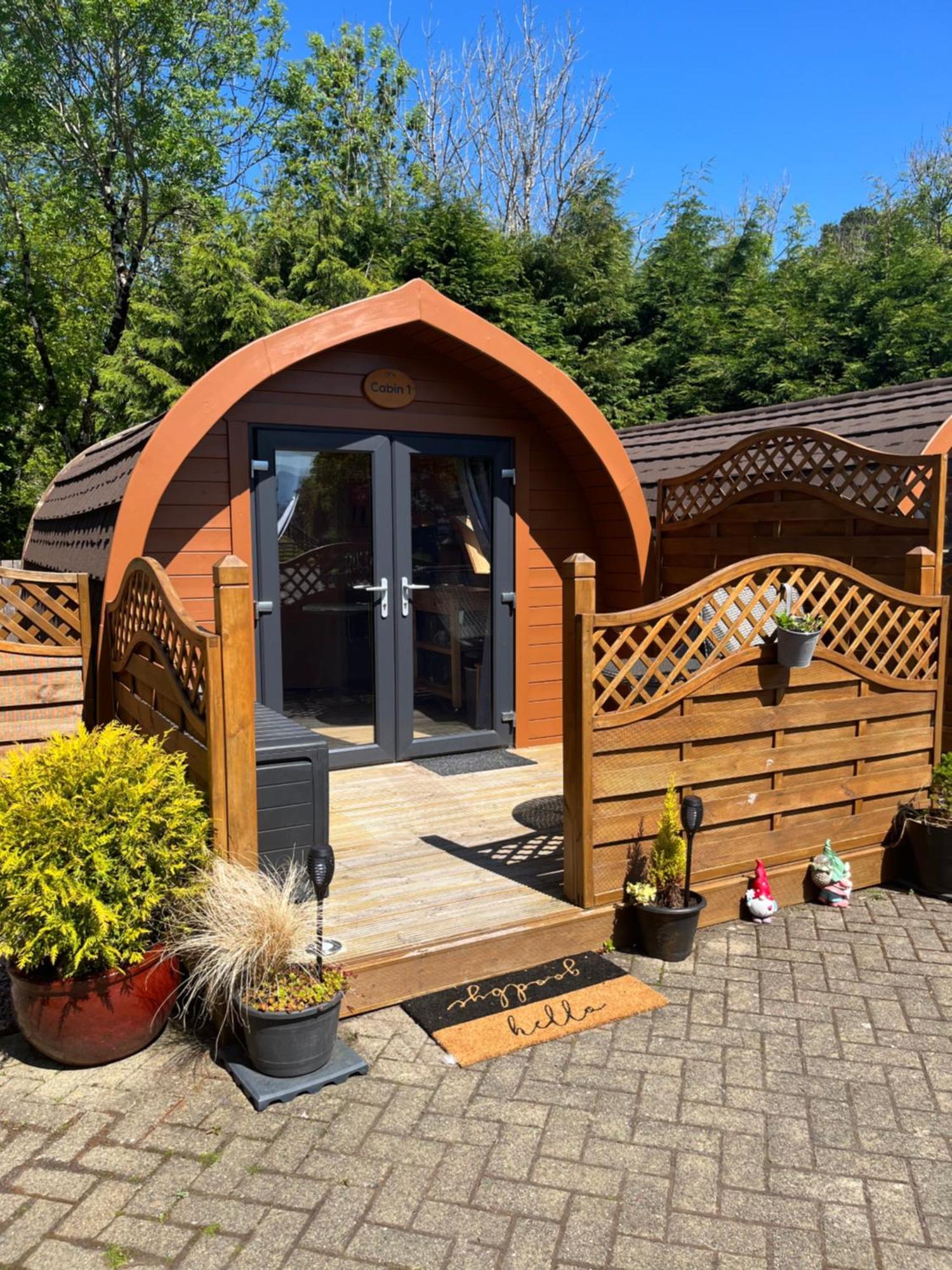 Conifer Cabins Fort William Ngoại thất bức ảnh