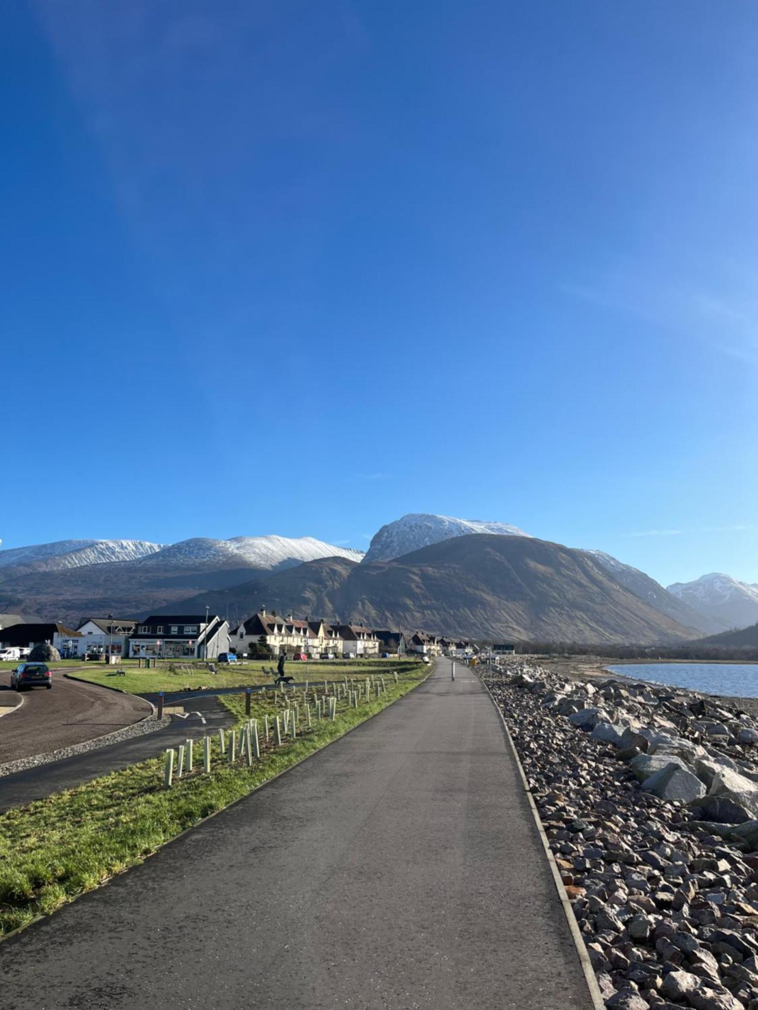 Conifer Cabins Fort William Ngoại thất bức ảnh