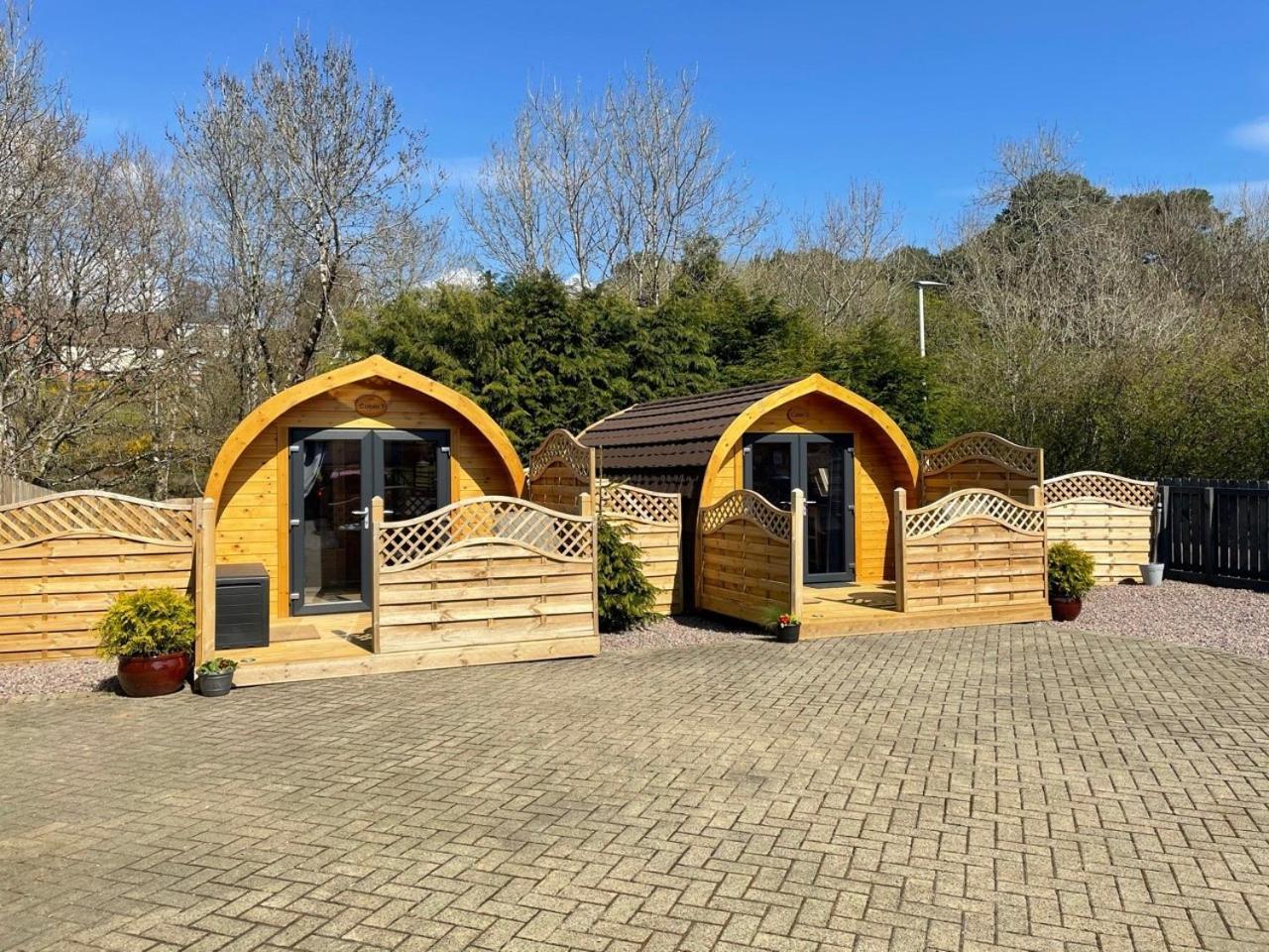 Conifer Cabins Fort William Ngoại thất bức ảnh
